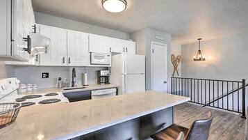 Apartment (1 Bedroom) | Interior