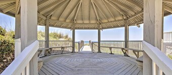 Cape San Blas Townhome w/ Beach Essentials!
