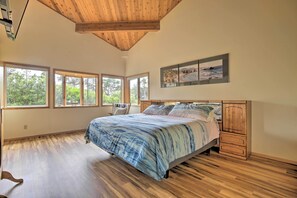 House (5 Bedrooms) | Interior - Walk to Ocean: Home w/ Hot Tub in South Beach! (South Beach)