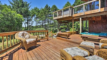 House (5 Bedrooms) | Interior