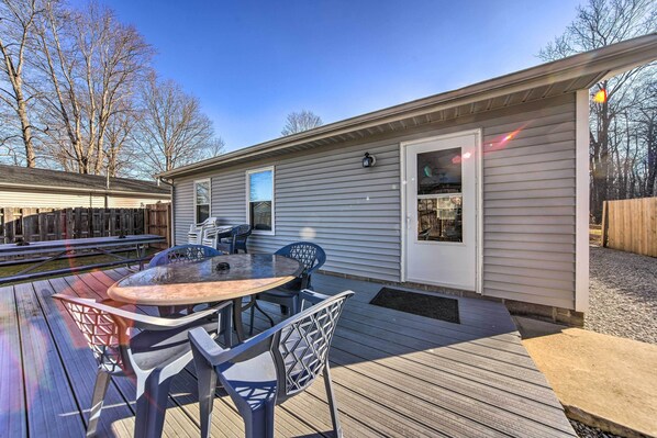 House (3 Bedrooms) | Front of property