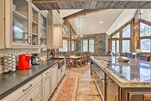 Villa (Multiple Bedrooms) | Interior