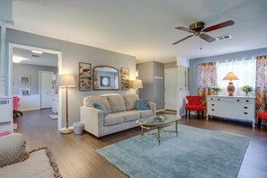 Casa (2 Bedrooms) | Interior