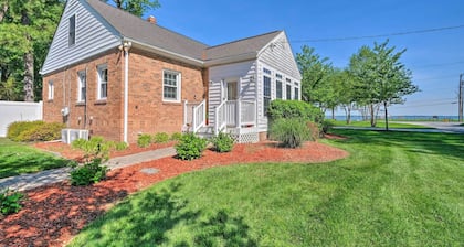 Waterfront North Beach Home ~ 2 Mi to Beach!
