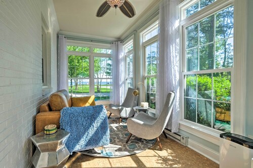 Waterfront North Beach Home ~ 2 Mi to Beach!