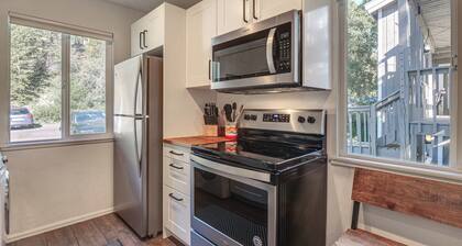 1 Mi to Ski Lifts & Main St: Breck Retreat