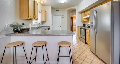 Convenient Las Cruces Home w/ Patio & Grill!