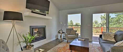 House (3 Bedrooms) | Front of property