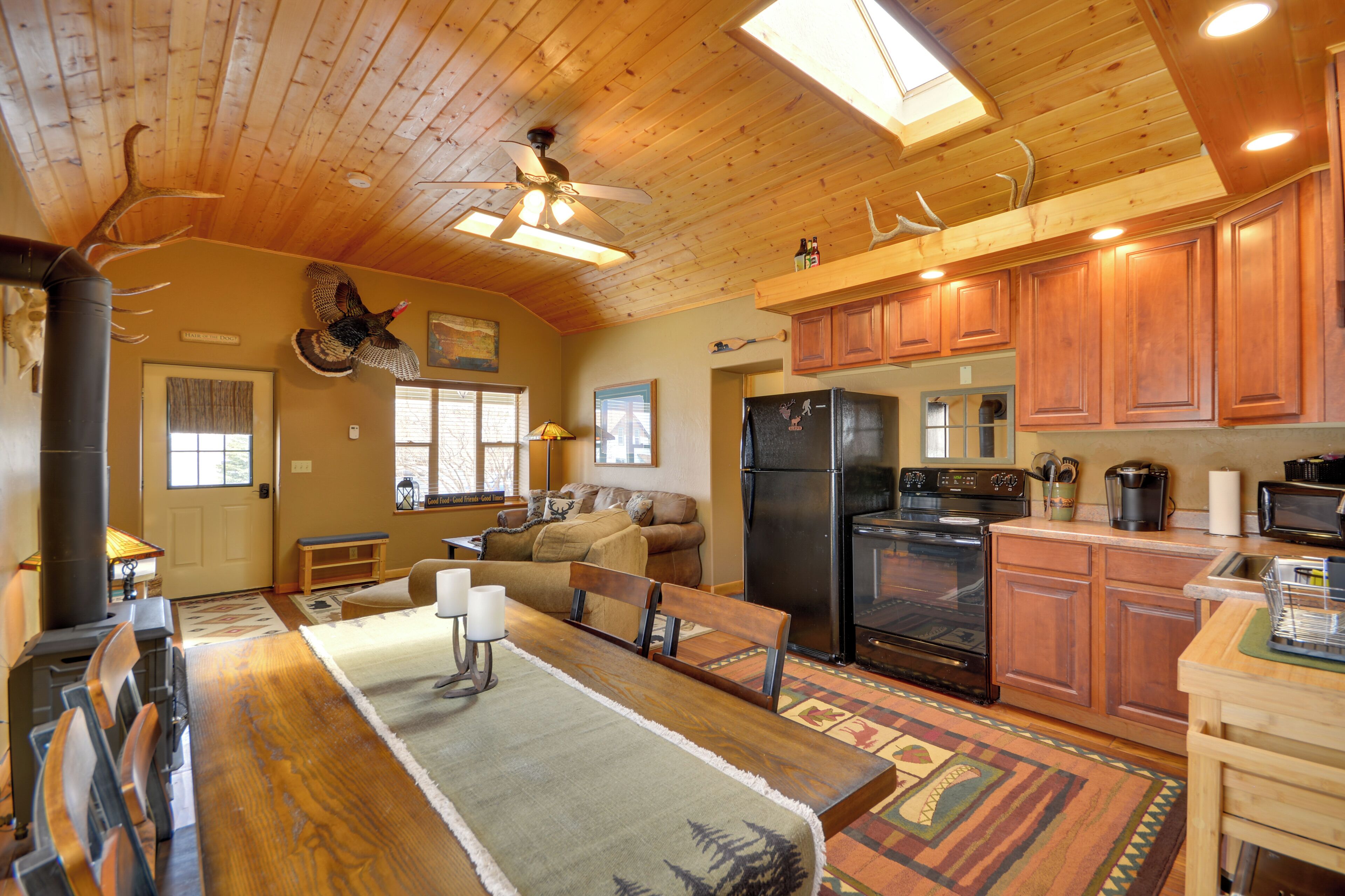 Rumah (2 Bedrooms) | Interior