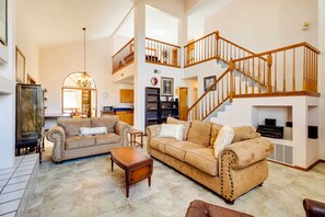 House (3 Bedrooms) | Interior - Albuquerque Home w/ Spacious Yard & Fire Pit! (Albuquerque)