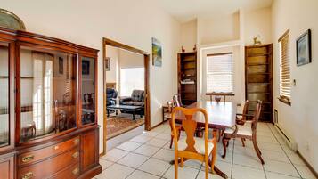 Casa (3 Bedrooms) | Parte interna