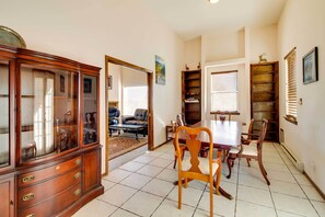 House (3 Bedrooms) | Interior - Albuquerque Home w/ Spacious Yard & Fire Pit! (Albuquerque)