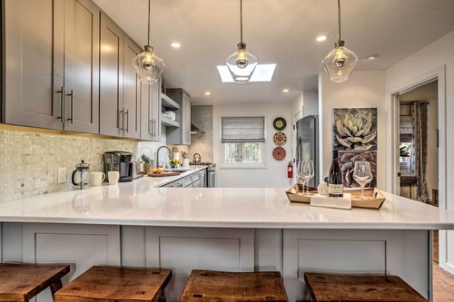Modern Bungalow w/ Santa Fe Charm < 2 Mi to Plaza