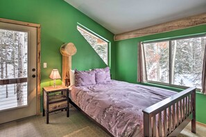 Interior - Fox Farm Retreat: Hillside Telluride Home w/ Sauna (Telluride)