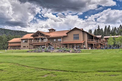 Modern Mountain Retreat w/ Views: Ski, Golf & Hike