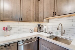 Apartment (3 Bedrooms) | Interior - Frisco Condo w/ Pool Access: Walk to Main Street! (Frisco)