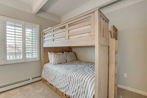 อพาร์ทเมนท์ (3 Bedrooms) | ภายใน