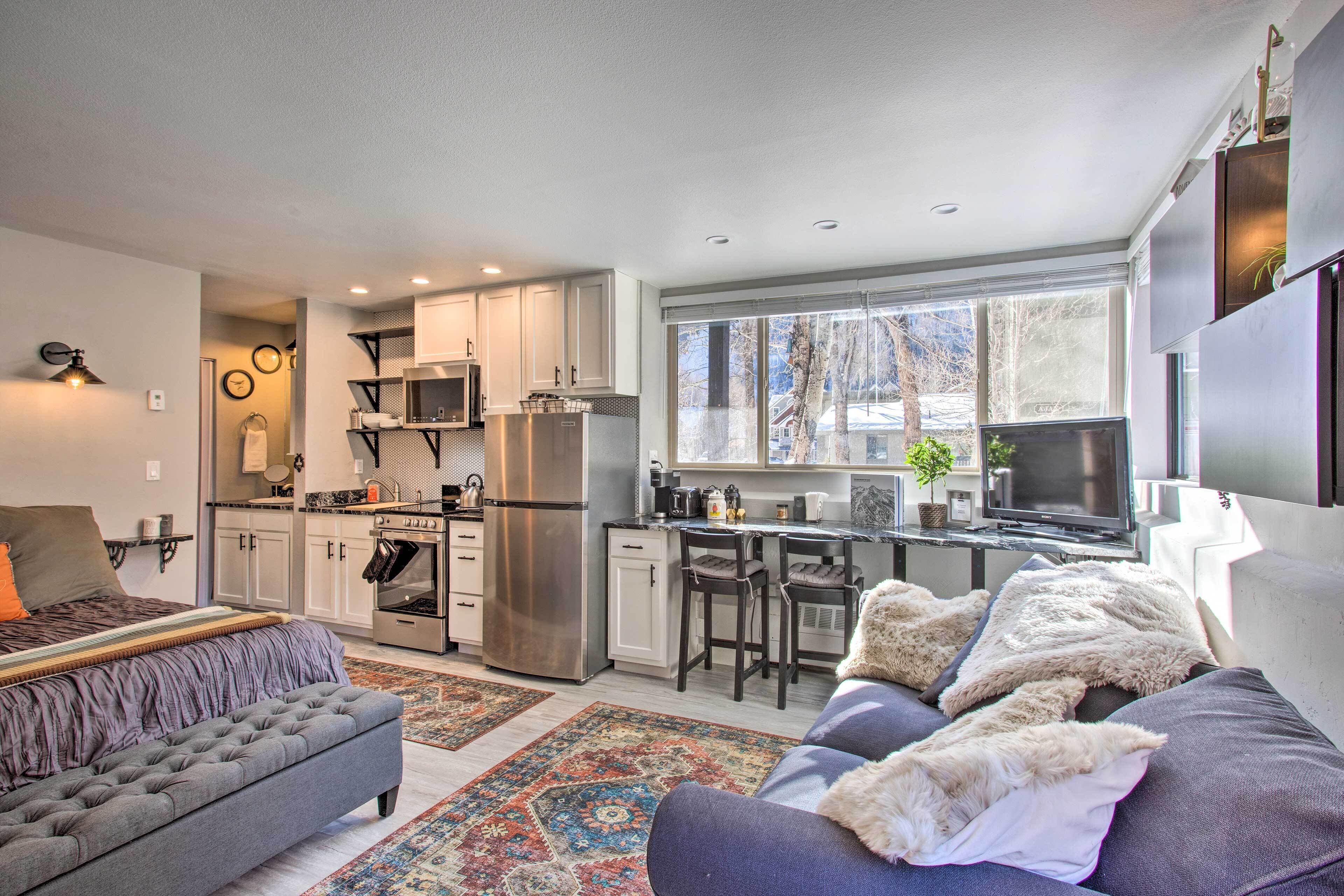 Apartment (0 Bedroom) | Interior