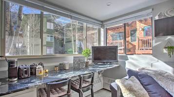 Apartment (0 Bedroom) | Interior