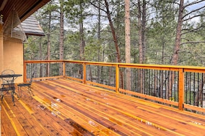 House (4 Bedrooms) | Interior - Inviting Colorado Springs House w/ Spacious Deck! (Colorado Springs)