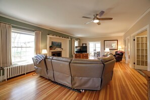 House (4 Bedrooms) | Interior - Inviting Colorado Springs House w/ Spacious Deck! (Colorado Springs)