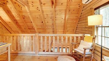 ุงูู
ูุดุฃุฉ ู
ู ุงูุฏุงุฎู