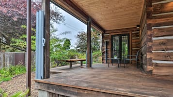 House (1 Bedroom) | Interior