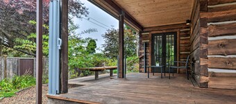 Quiet & Cozy Eureka Home Near Sequoia Park & Zoo!