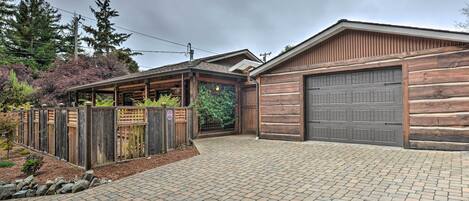 House (1 Bedroom) | Exterior