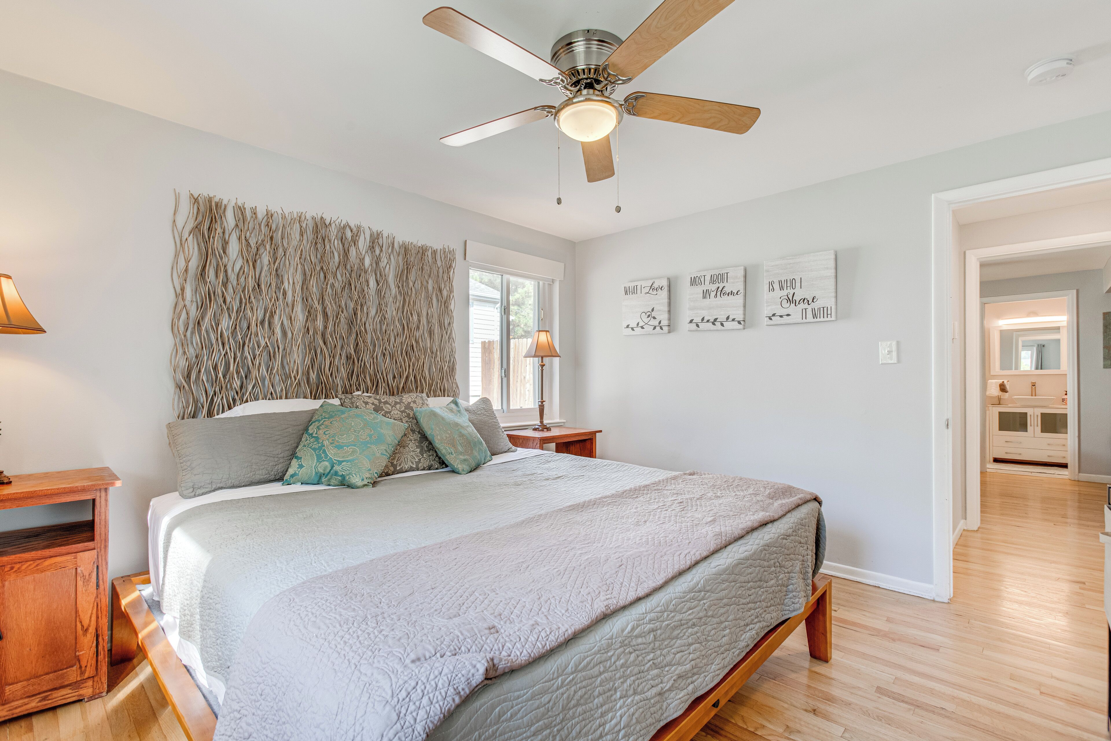 House (2 Bedrooms) | Interior