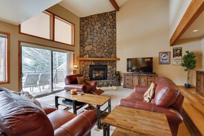 Front of property - Deck + Mtn View: Keystone Townhome Near Resort! (Keystone)