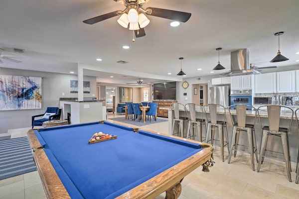 Home W/ Private Pool - Near Las Vegas Strip! - Las Vegas, NV
