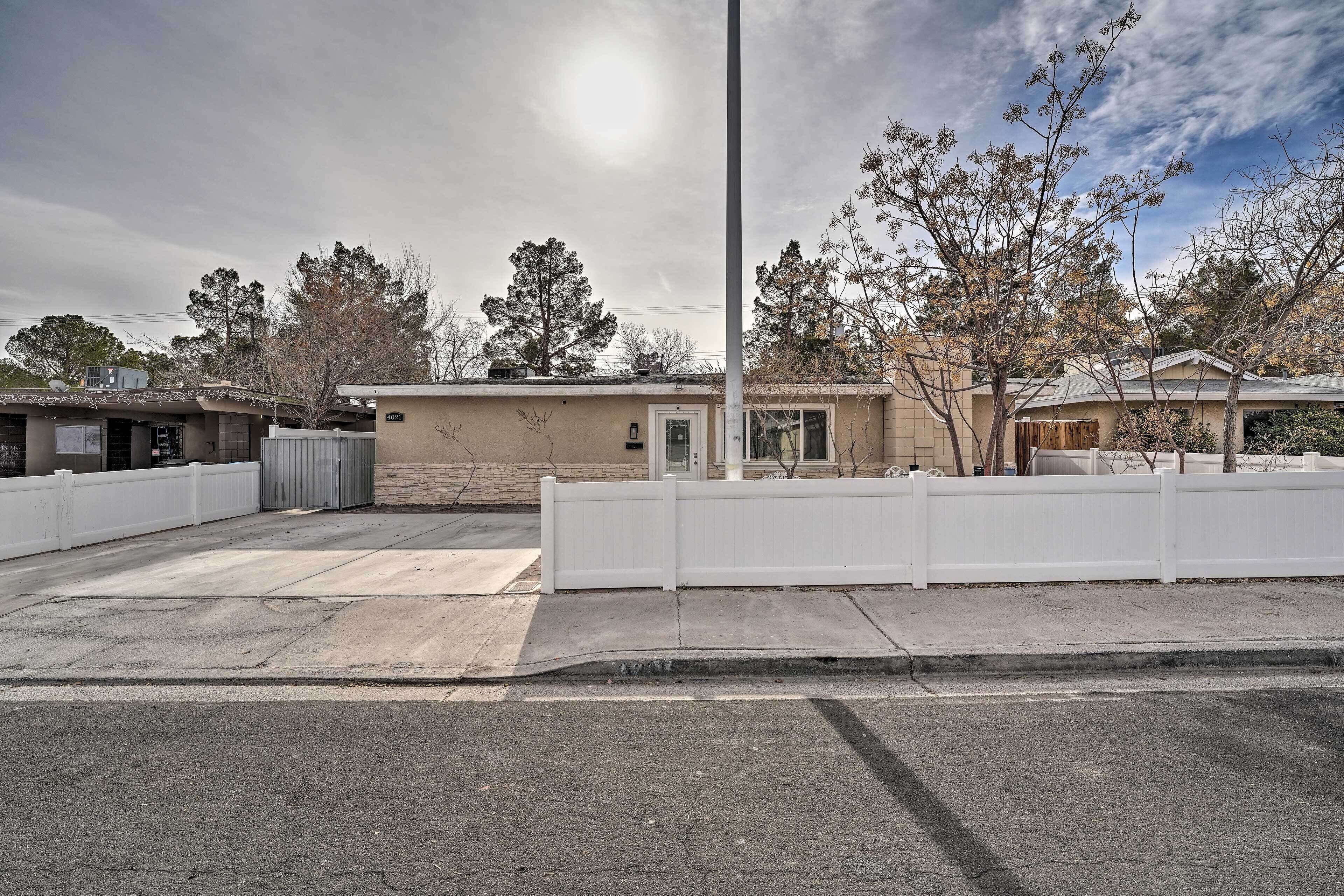 House (4 Bedrooms) | Interior