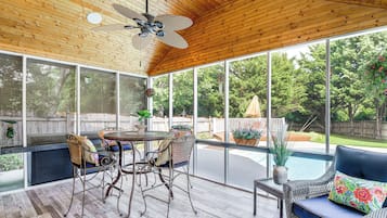 House (4 Bedrooms) | Interior