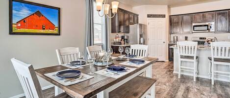 House (3 Bedrooms) | Interior