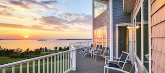 Lake View Champlain Home w/ Hot Tub & Sauna!