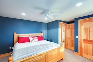 House (4 Bedrooms) | Interior