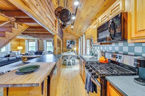 House (6 Bedrooms) | Interior - Picture-perfect Vermont Mtn Cabin w/ Hot Tub! (Bridgewater Corners)