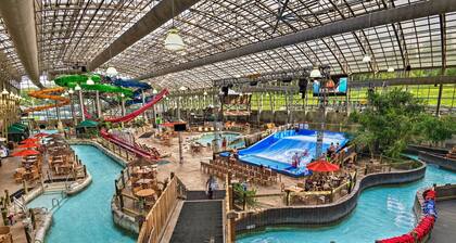 Ski-in Resort Family Condo w/ Deck at Jay Peak!