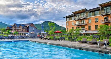 Ski-in Resort Family Condo w/ Deck at Jay Peak!