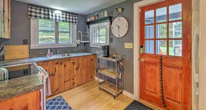 Charming Wilmington Cabin, 8 Mi. to Mt Snow!