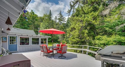 Charming Wilmington Cabin, 8 Mi. to Mt Snow!