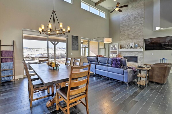 House (4 Bedrooms) | Interior