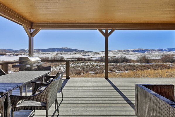Interior - 3 Mi to Granby Ranch: Expansive Granby Retreat! (Granby)