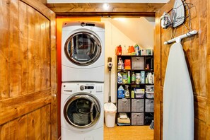 Interior - Elegant Vail Home - Walk to Booth Falls Trail (Vail)