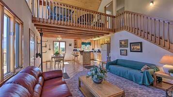 House (3 Bedrooms) | Depan hartanah