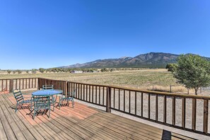 House (3 Bedrooms) | Interior - Questa Home w/ Views - 13 Mi to Red River Skiing! (Questa)