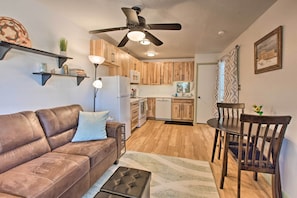 Apartment (1 Bedroom) | Interior