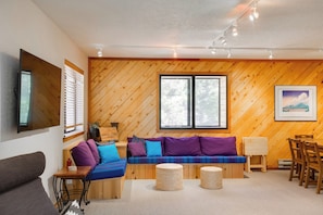 House (3 Bedrooms) | Interior - Roomy Angel Fire Home w/ Hot Tub, Sunroom & Views! (Angel Fire)