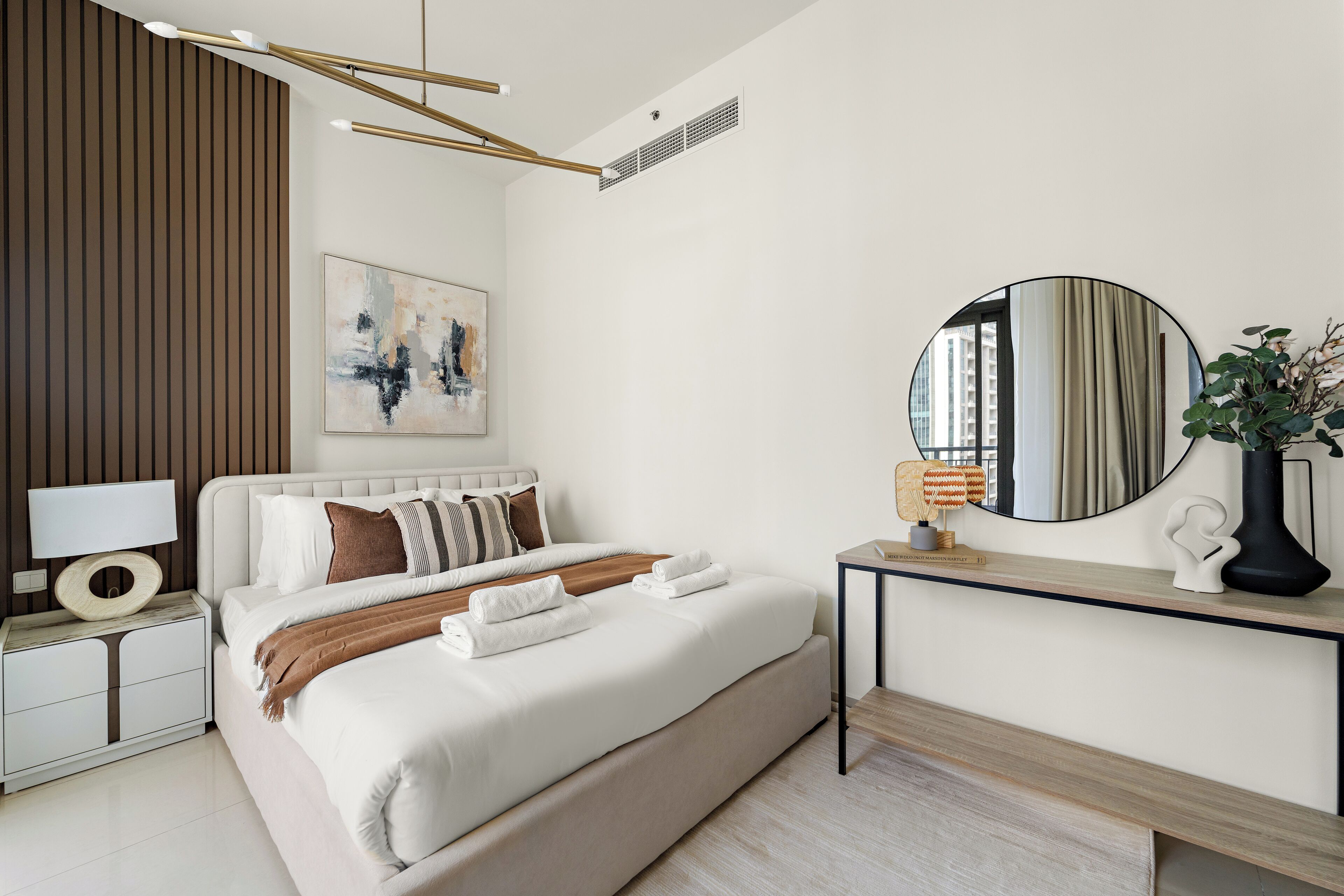 Gallery Studio | Premium bedding, in-room safe, individually furnished, desk